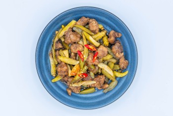 Fried Gherkin with Pork Ribs