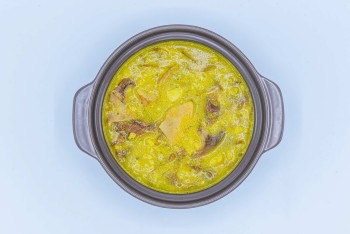 Kokor Palm Fruit with Minced Pork