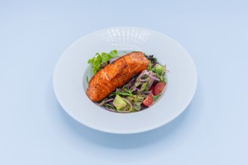 Grilled Salmon salad