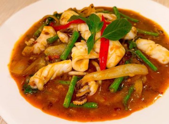 មឹកឆាគ្រឿង