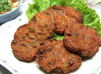 ប្រហិតត្រីចៀនគ្រឿង