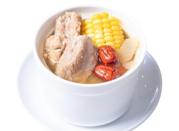 ស៊ុបឆ្អឹងជំនីរពិសេស